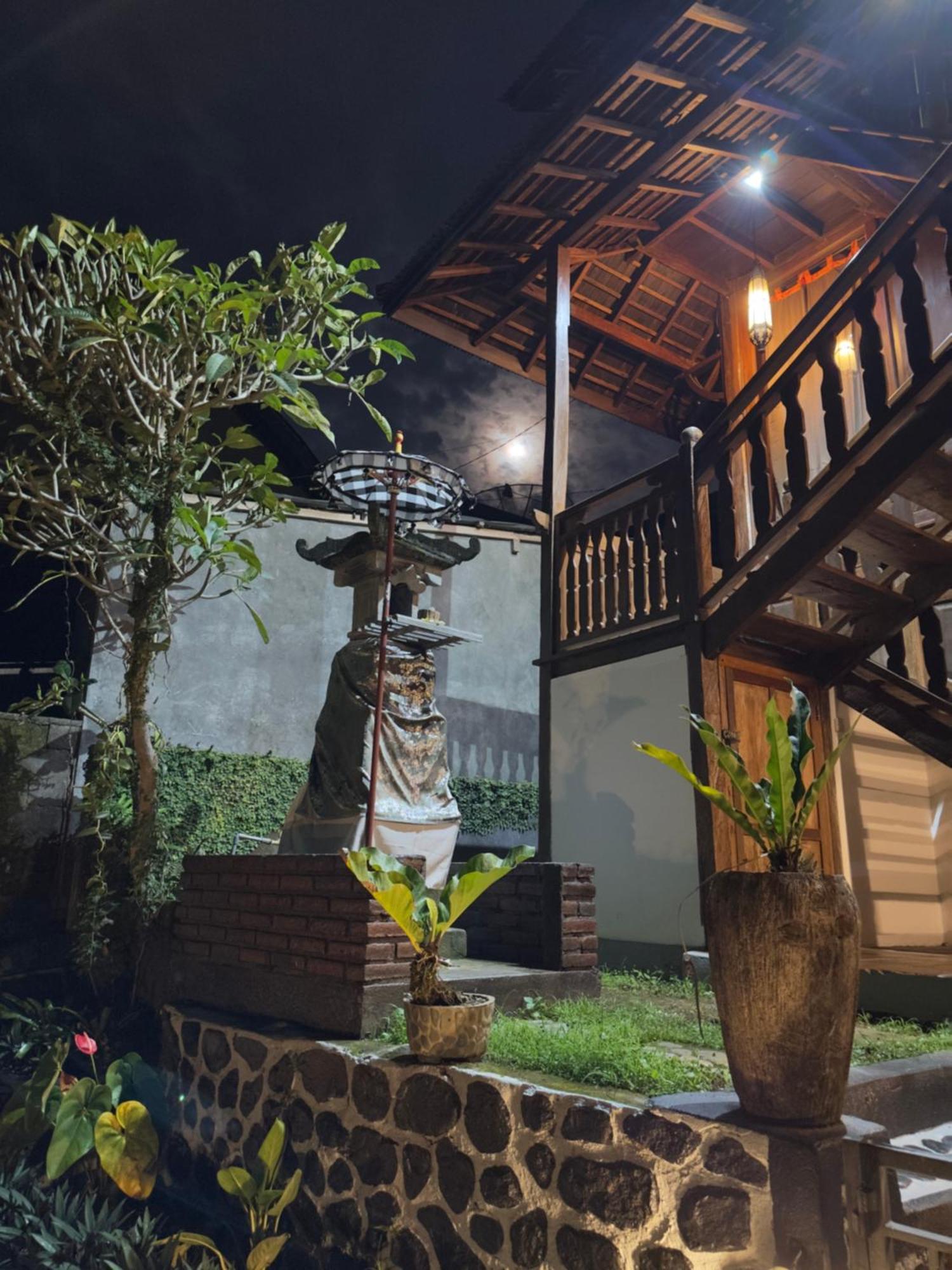 Munduk Tjeraki House Guest House Luaran gambar